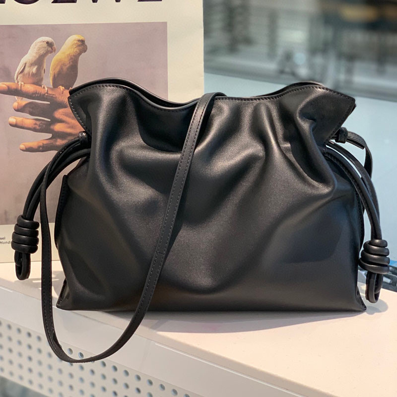 Tas Berkat Kulit Asli Baru Tas Ember Kecil Mini Tas Serut Tas Tangan Awan Genggam Selempang Satu Bah