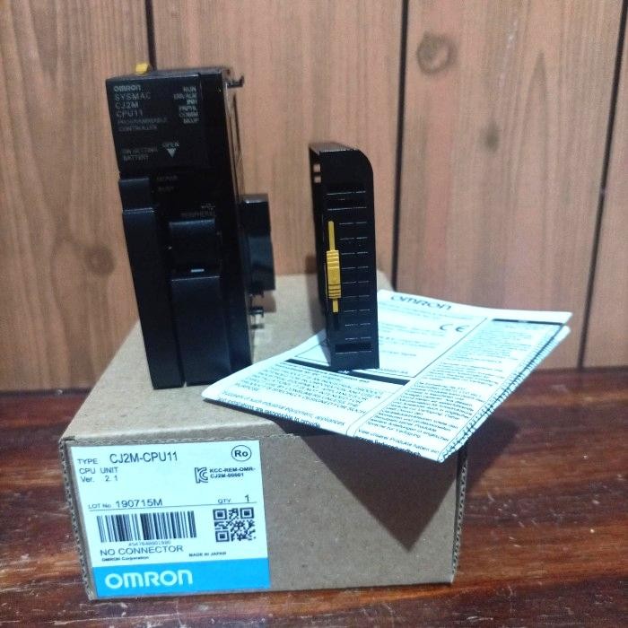 PLC omron CJ2M-CPU11
