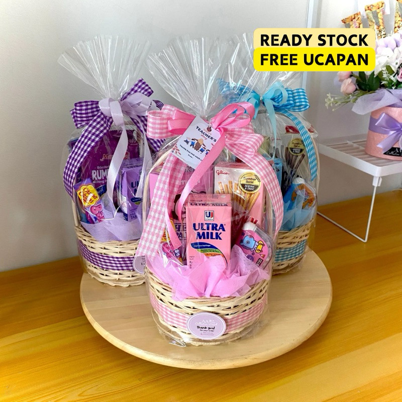 

Lovely Back - PARSEL MAKANAN / PARSEL WARNA / HAMPERS MAKANAN /PARCEL LEBARAN /BUKET SNACK