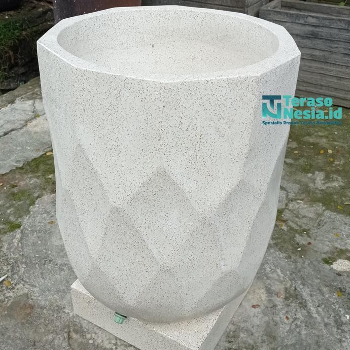 Bak mandi teraso tipe kapsul motif/ bak mandi terazzo model kapsul