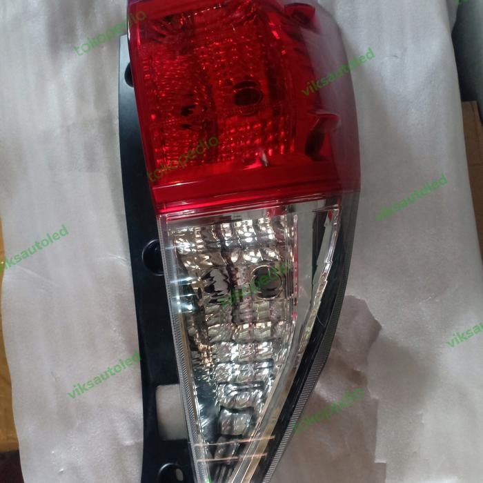 Stoplamp Innova Reborn
