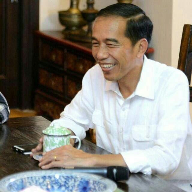 Timbangan Teko Ceret Poci Mungil Jadul Blirik Hijau Vintage 12 Cm