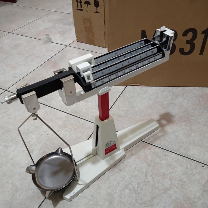 Timbangan triple beam 311 atau Neraca 4 lengan 311 bukan ohaus