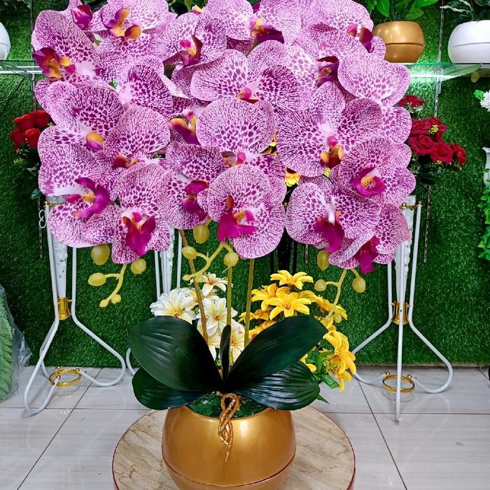 BUNGA SUDUT ANGGREK LATEX BULAN 3 CABANG MODEL SEJAJAR DENGAN POT BOLA Plastik