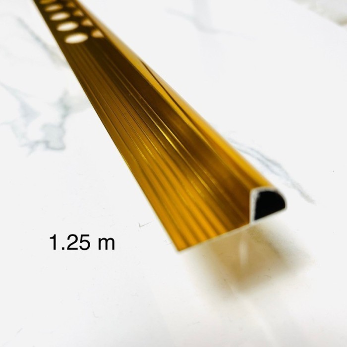 Kuku Macan / Tile Trim Corner Granit Kramik Geranit Bon Bon Aluminium Stainless 125Cm