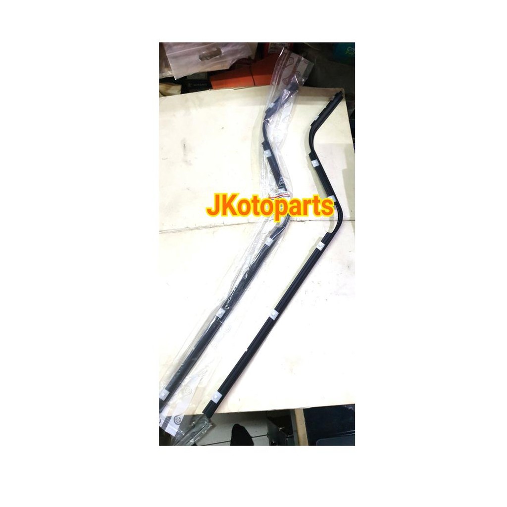 Plipit Kaca Pintu Dalam Colt Diesel Ragasa