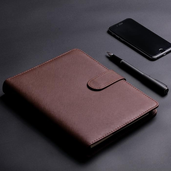 

[Deli Atk] Deli Loose-Leaf Notebook Buku Catatan 25K 210X145Mm 100 Lembar Warna Coklat Hitam 3151