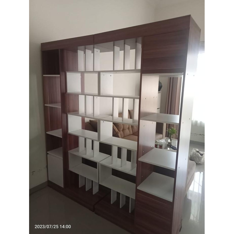 Lemari Hias/Lemari Partisi/Lemari Pajangan/LHD NAIRA/LHD DANIRA