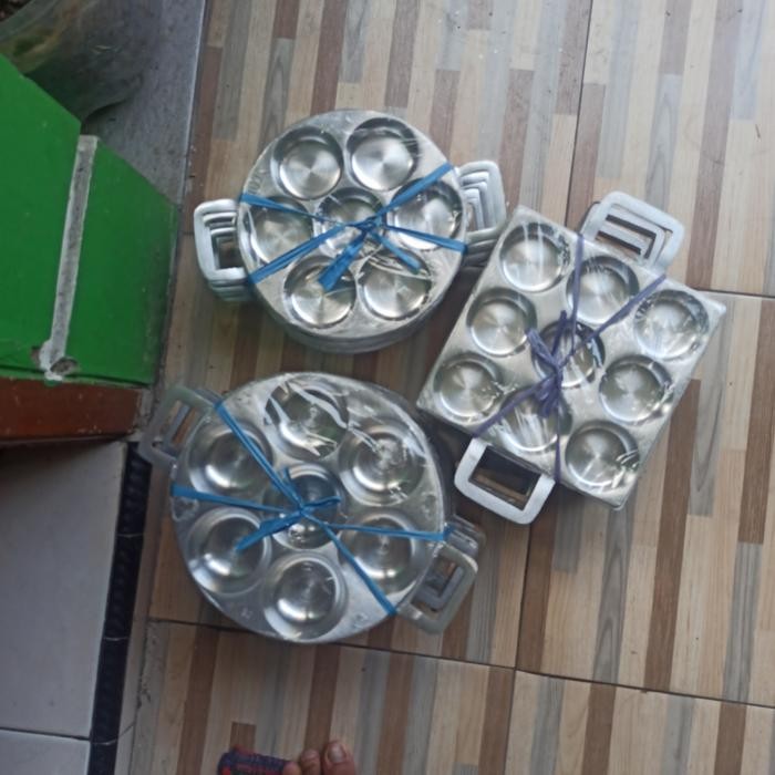 

Cetakan Kue Lumpur 7Lubang Martabak Mini Cara Bikang +Tutup+Cukilan Gratis Ongkir