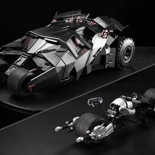 Modoking 1/12 Scale Figure The Dark Night Tumbler & Batpod 0425