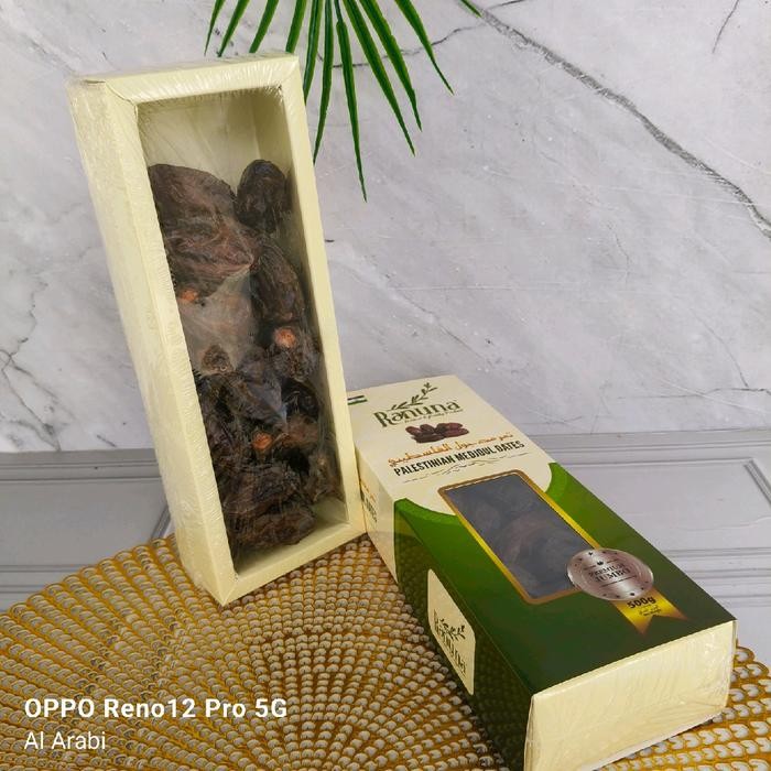 

Kurma Medjoul Palestine Date Jumbo.