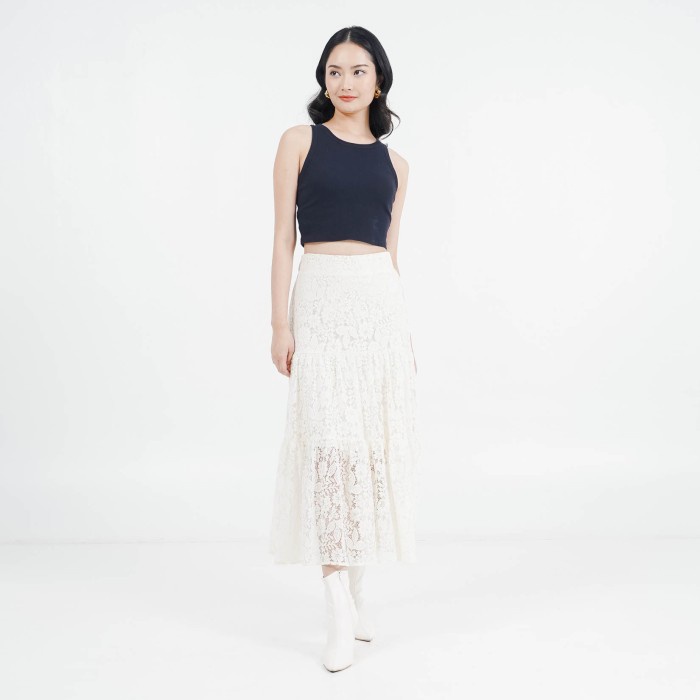 Enzy Storia X This Is April Rok Panjang Wanita Kekinian Kasual Es Isabella Lace Skirt
