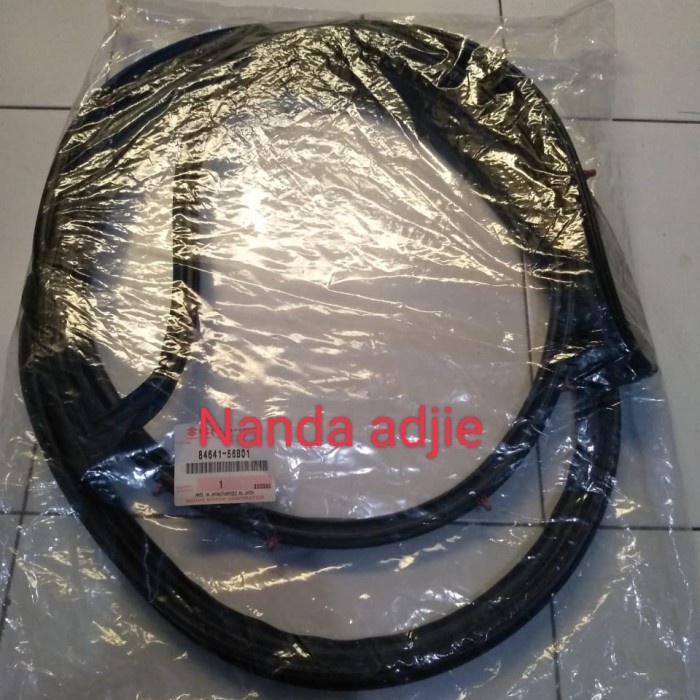 Karet Pintu Depan Kiri Mobil Vitara Escudo Sidekick Original