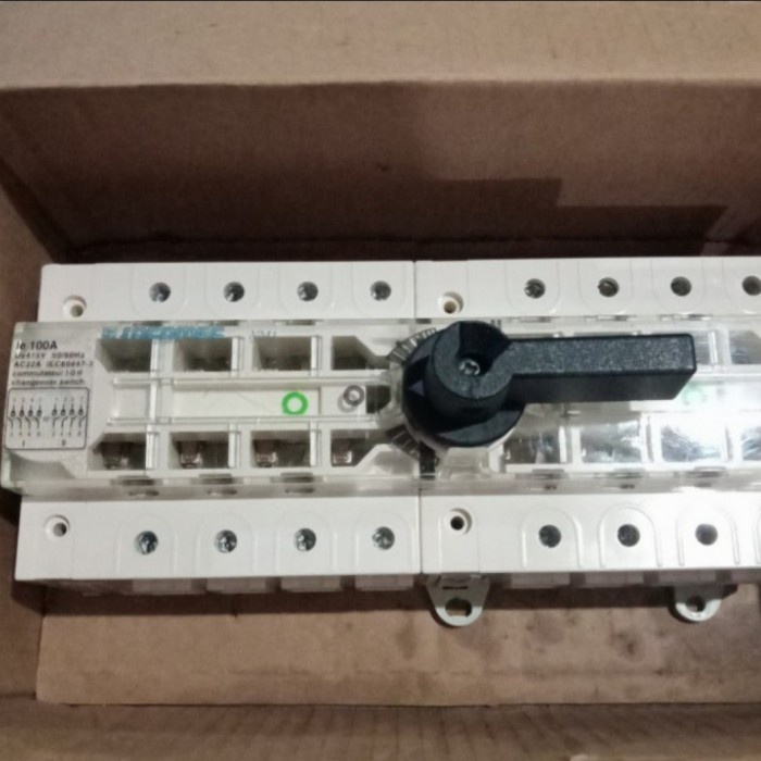 Cos socomec VM1 4p 100A / Ohm saklar Socomec VM1 4p 100A