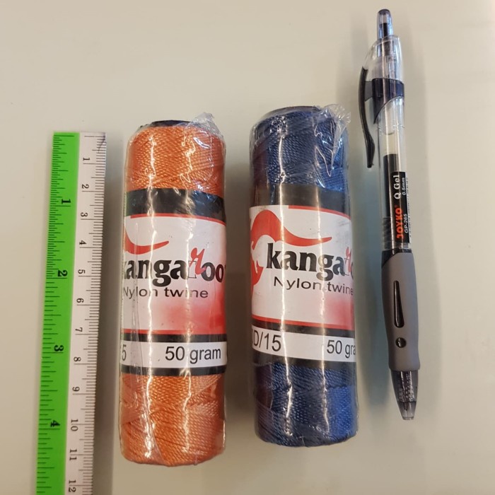 Benang nilon benang jahit D15 roll