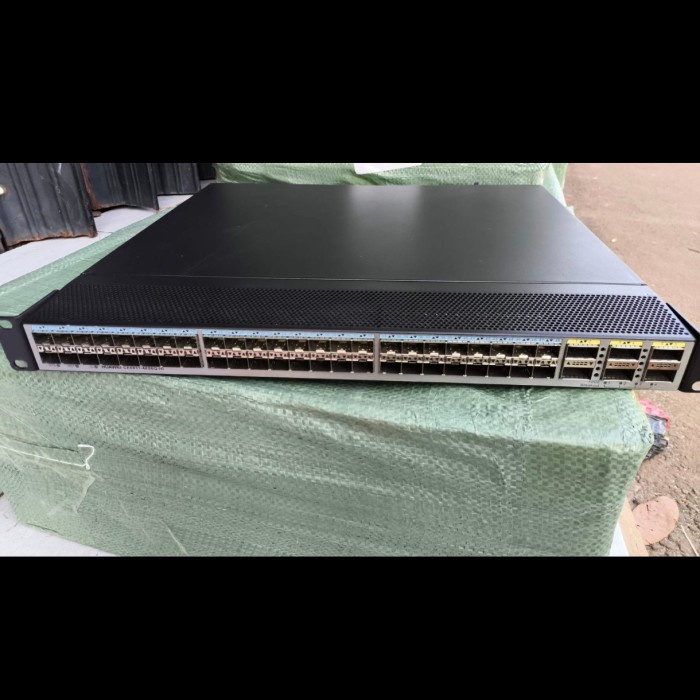 HuaweiCloudEngineCE6851-48S6Q-HI