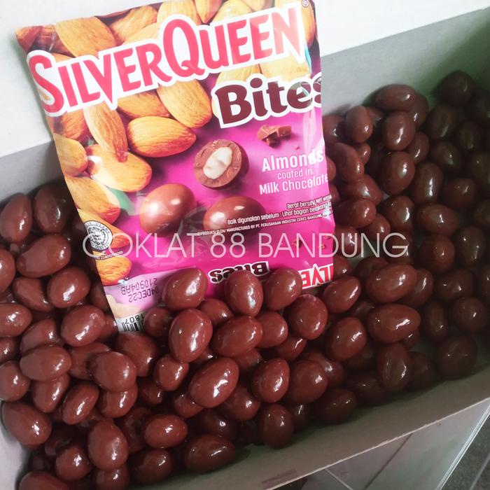 

terbaru !!! silverqueen bites 1 box 12 pcs x 30 gram milk chocolate cashew mede, coklat silverqueen