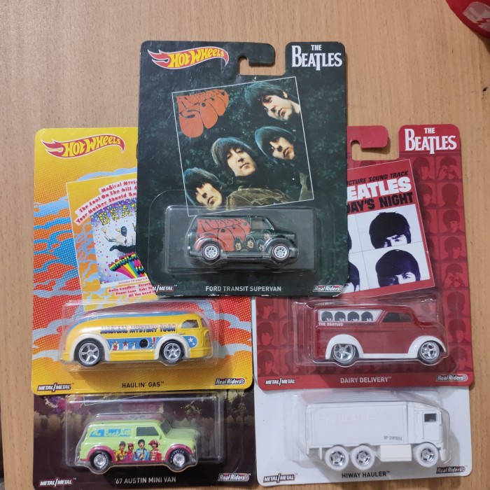 hotwheels Hot wheels pop culture the beatles - complete set of 5pcs