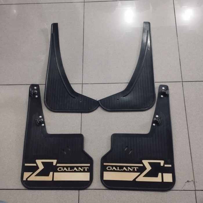 Karpet roda lumpur MITSUBISHI GALANT SIGMA GLX 1978 ORI