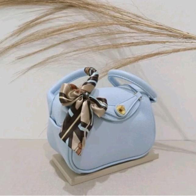 Sale Terbatas Tas Selempang Wanita Lindy Bags - Tas Wanita Premium Size 18 Cm Free 2 Tali Kuliat Tas