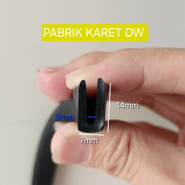 PREMIUM KARET LIST U JEPIT PLAT 3MM LIS U 3 MM U JEPIT 3MM PENJEPIT KACA