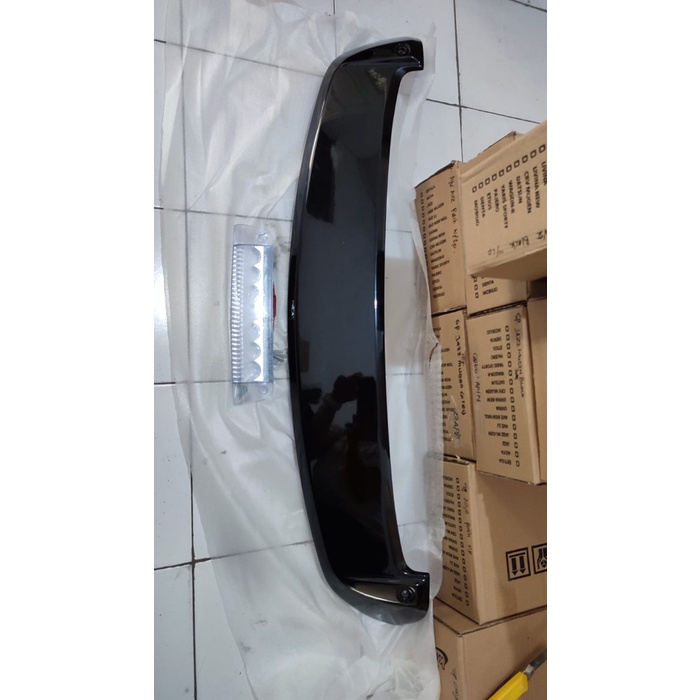 Spoiler belakang mobil all new Avanza
