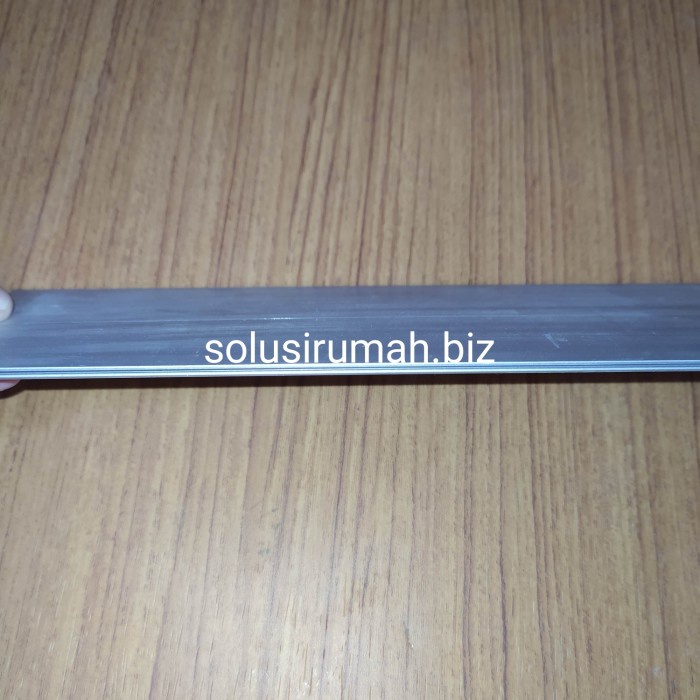 *****] TUTUP KANAL C 4 INCH PERMETER 1M ALUMINIUM SILVER OPEN BACK Ca u