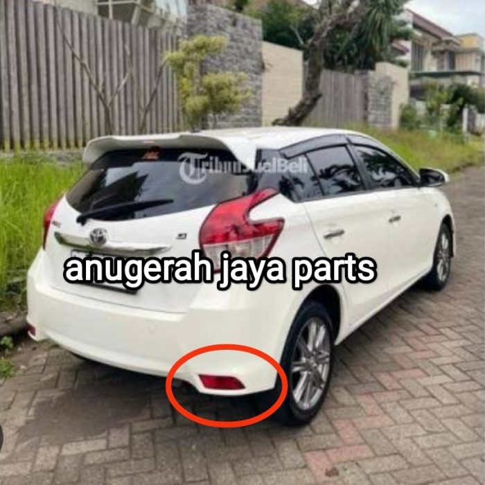 Lampu Reflektor/ Mata Kucing / Bumper Belakang Yaris Trd 2014-2017 Original