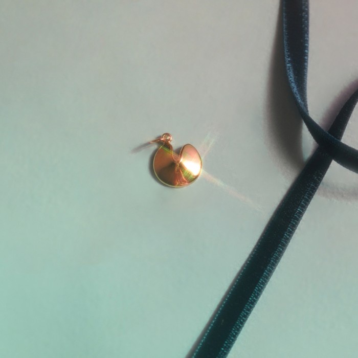 

Terlaris From Tiny Islands - Bonne Chance - Felicite Charm SALE