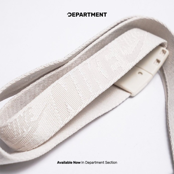 

READY STOK LANYARD NIKE TECH STATEMENT ZI P WALLET N1010967167 ORIGINAL READYY