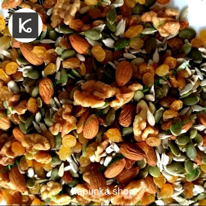 

SALE !!! TRAILTRAIL MIX (SUNFLOWER, PUMPKIN SEEDS, ALMOND, RAISIN,WALNUT 500GRM READYY