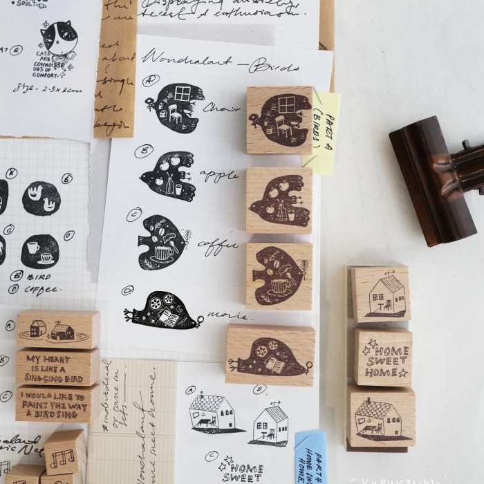 

Kurukynki Nonchalant Bird Rubber Stamp