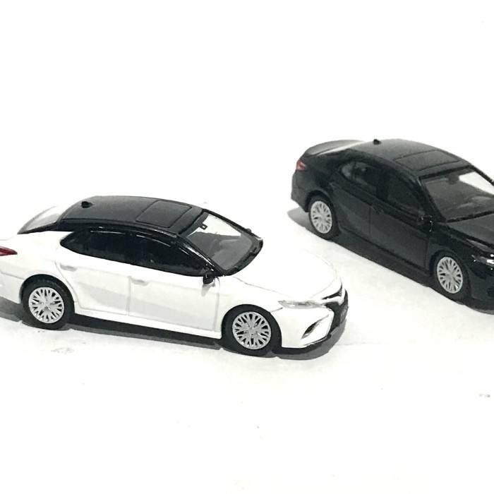 TERBARU Miniatur Diecast Toyota camry skala 1:64 Loose