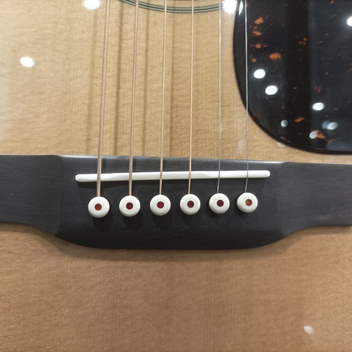 MARTIN PIN SET GUITAR ACOUSTIC ( BRIDGE & STRAP )