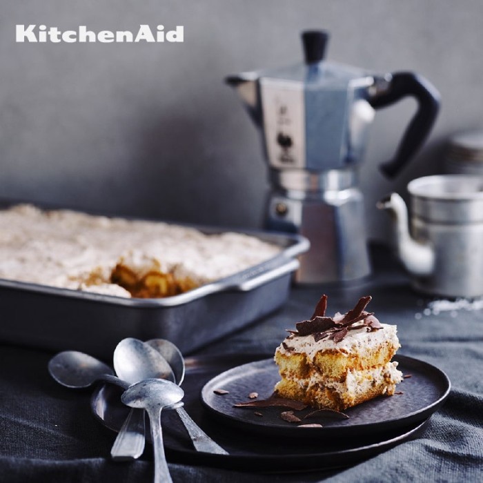 BARANG TERLARIS KitchenAid Metal Bakeware Cakeform / Oven Tray - CC003299-001