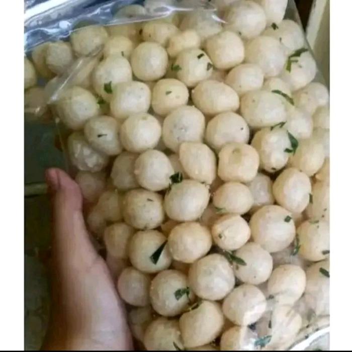 

1Kg - cimol kering (endog lewo) pedas daun jeruk 1kg / 500gram Food Snacks Camilan
