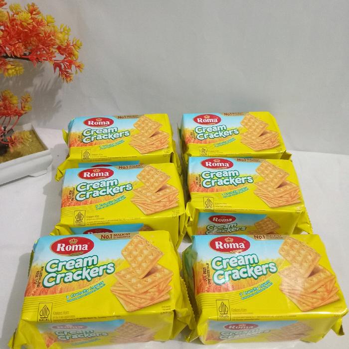

Roma Malkist Cream Crackers paket 6pcs @ 107g biskuit krekers krim Snack Camilan