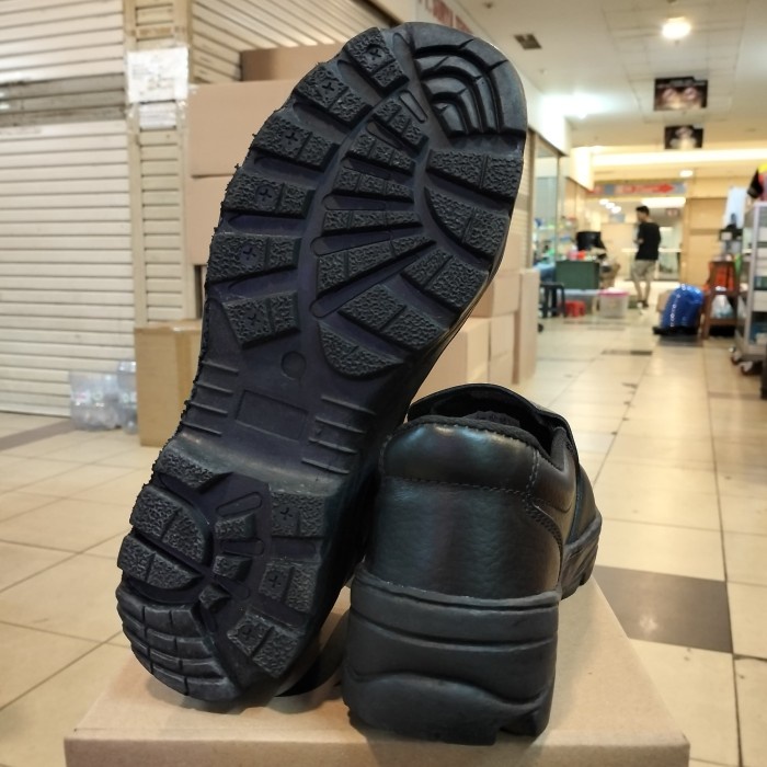 Sepatu Safety King's Arthur model 807 asli original (murah)