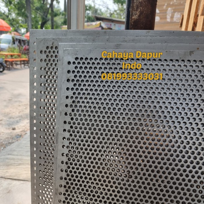 Paling Laris Plat Ss 201 3Mm Lubang 8Mm/Plat 201 Strainer 8Mm Tebal 3Mm/Plat Lubang