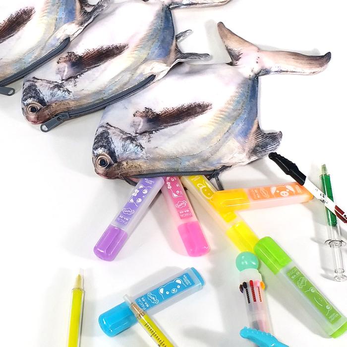 

Tempat Pensil Ikan Bawal Putih Segar Pouch Alat Tulis Premium Unik Stationery Kode 468