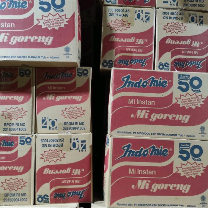 

Mie Instant Indomie Goreng / Soto / Ayam Bawang / Kari per dus (40 pcs) Instan Kuah Makanan Food