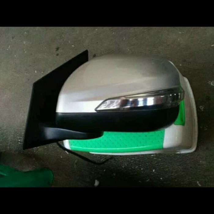Kurapika Part SPION MOBIL AVANZA VELOZ KIRI TAHUN 2012 Berkualitas