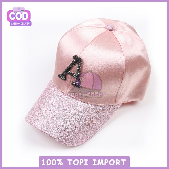 Topi Baseball Pria Wanita Logo A Satin Glitter Manik Hitam Pink Putih Mewah Outfit Gaya Korea Jepang