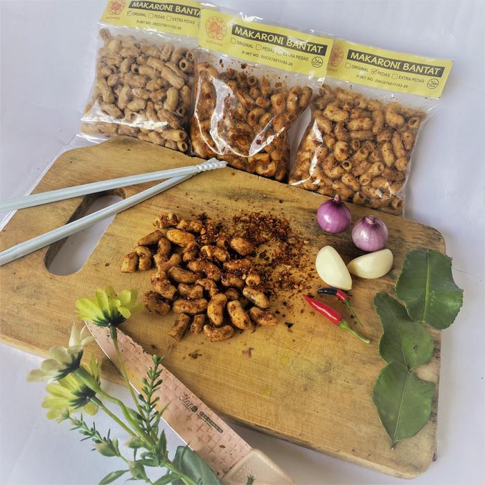 

PAKET RESELLER 45pcs MAKARONI BANTET 1 PAK ISI 45 PCS Food Snacks Pedas Cemilan Asin