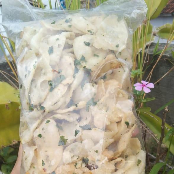 

KERIPIK CIRENG DAUN JERUK 500 gr
