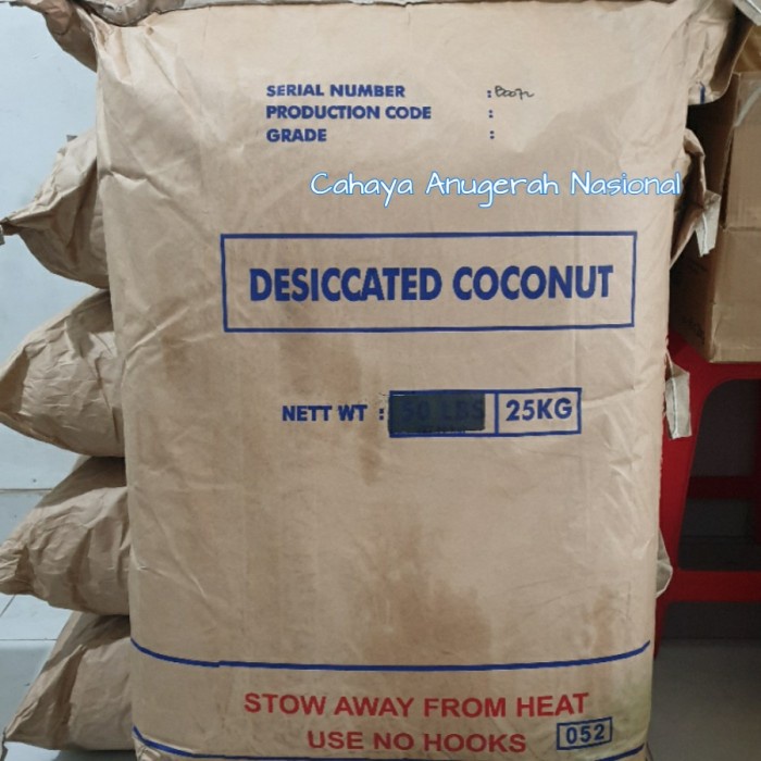 

PREMIUM 25 Kg Kelapa Parut Kering / Desiccated Coconut 25Kg Gojek Grab only