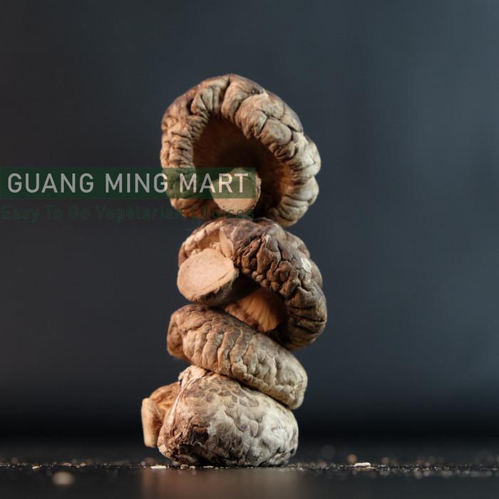 

Dried Shitake Mushroom 100Gr / Jamur Shitake / Hioko Kering Tebal