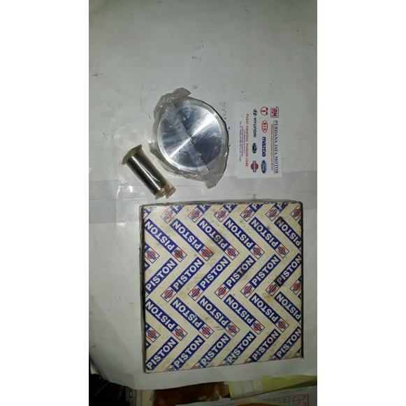 Piston Set Nissan Sunny B11 Genesis B13