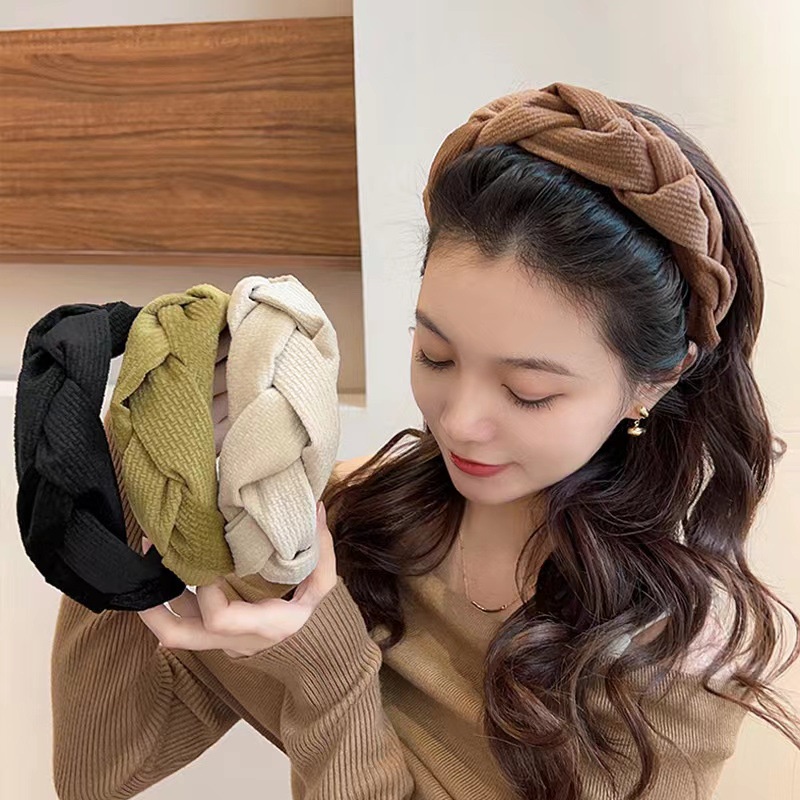 - Caliloops Bando Bandana Kepang Polos Rajut Wanita Dewasa Korea Biby