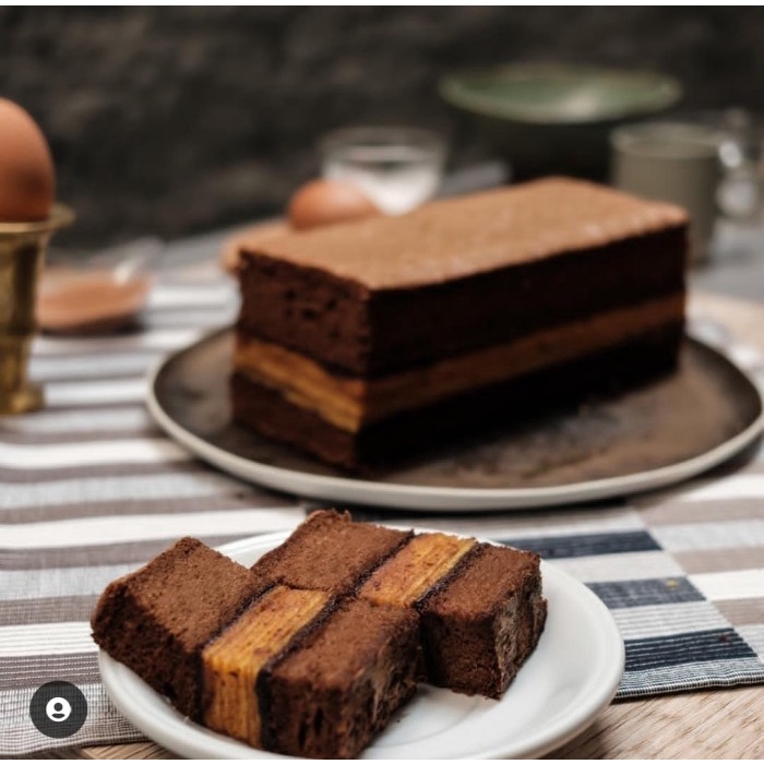 KUE BOLU LAPIS LEGIT MEDAN C&F - LAPIS SINGLE RASA COKLAT